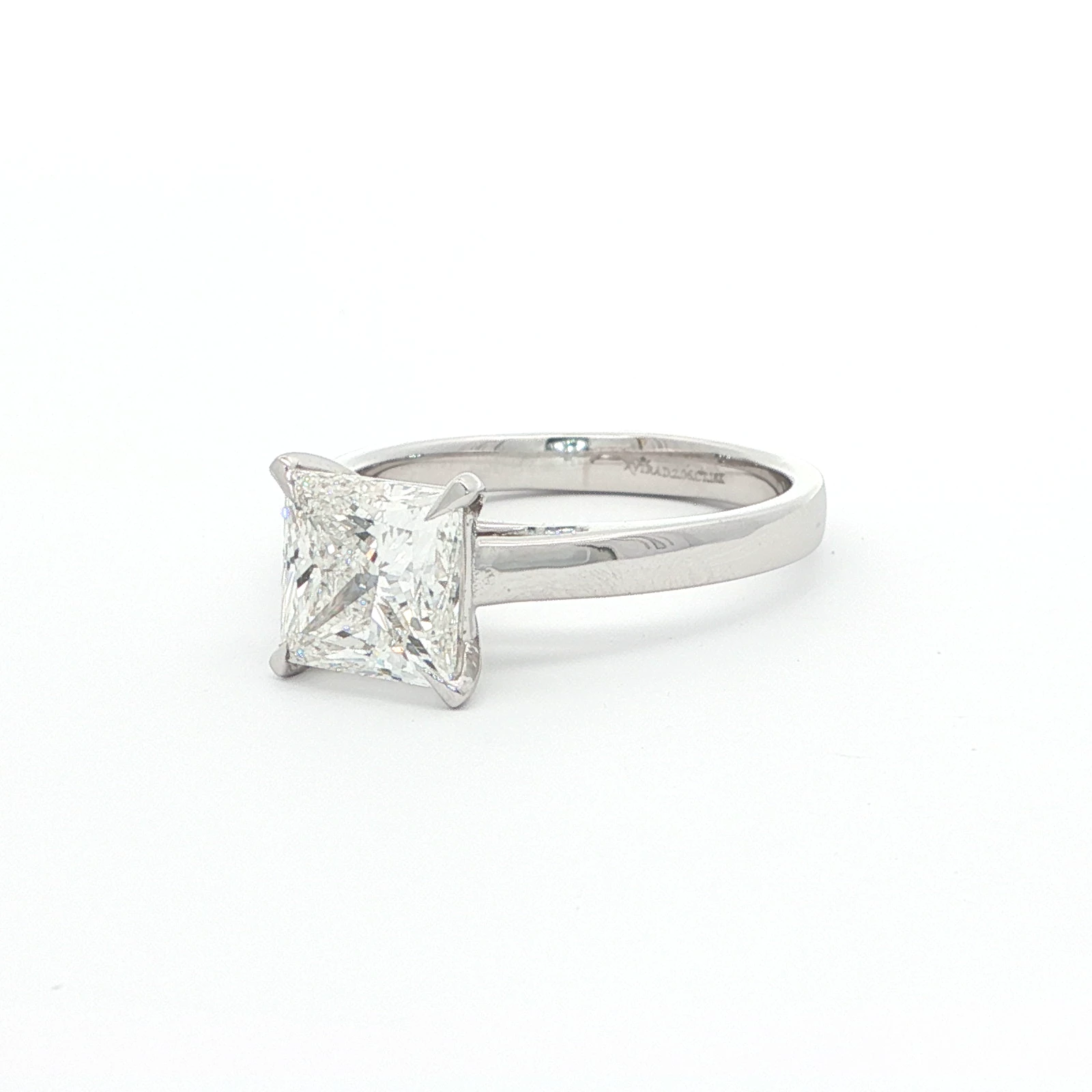 2.06 CT PRINCESS CUT DIAMOND RING