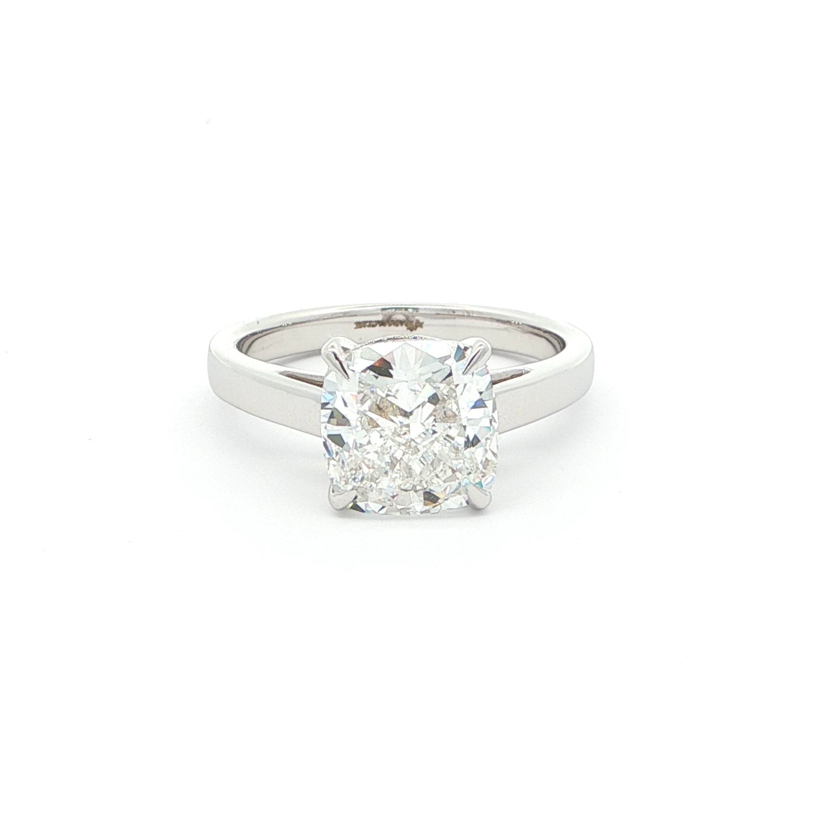 3.03 carat Cushion cut diamond solitaire ring(1)