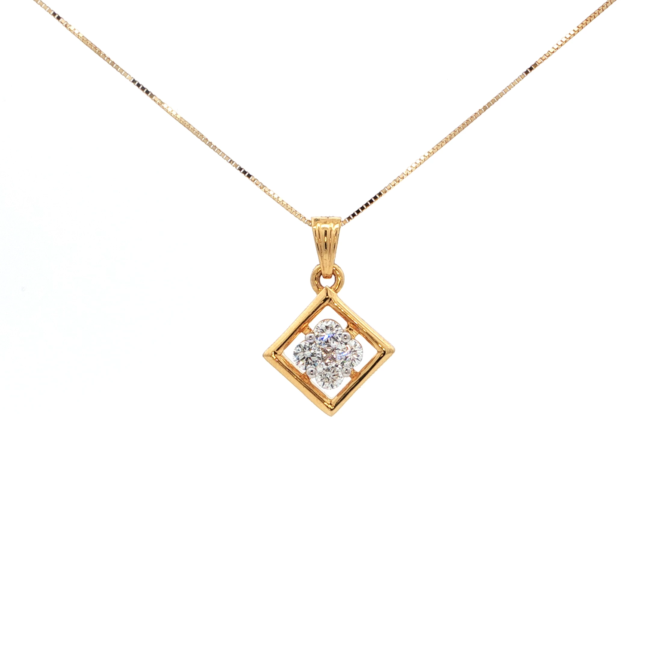 Cluster Diamond Pendant - Yellow Gold1