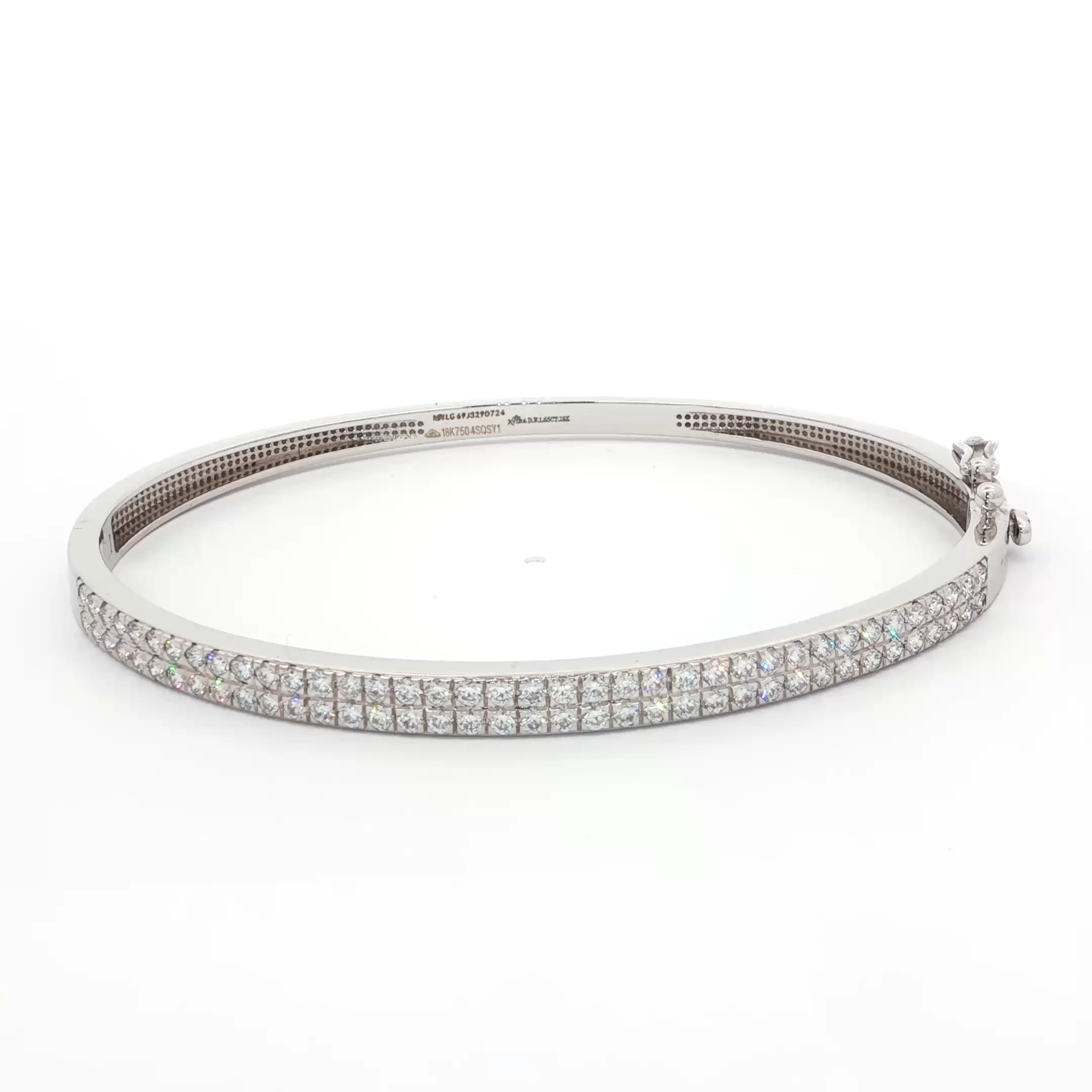 1.65-carat-Pave-Diamond-Oval-Bracelet.webp