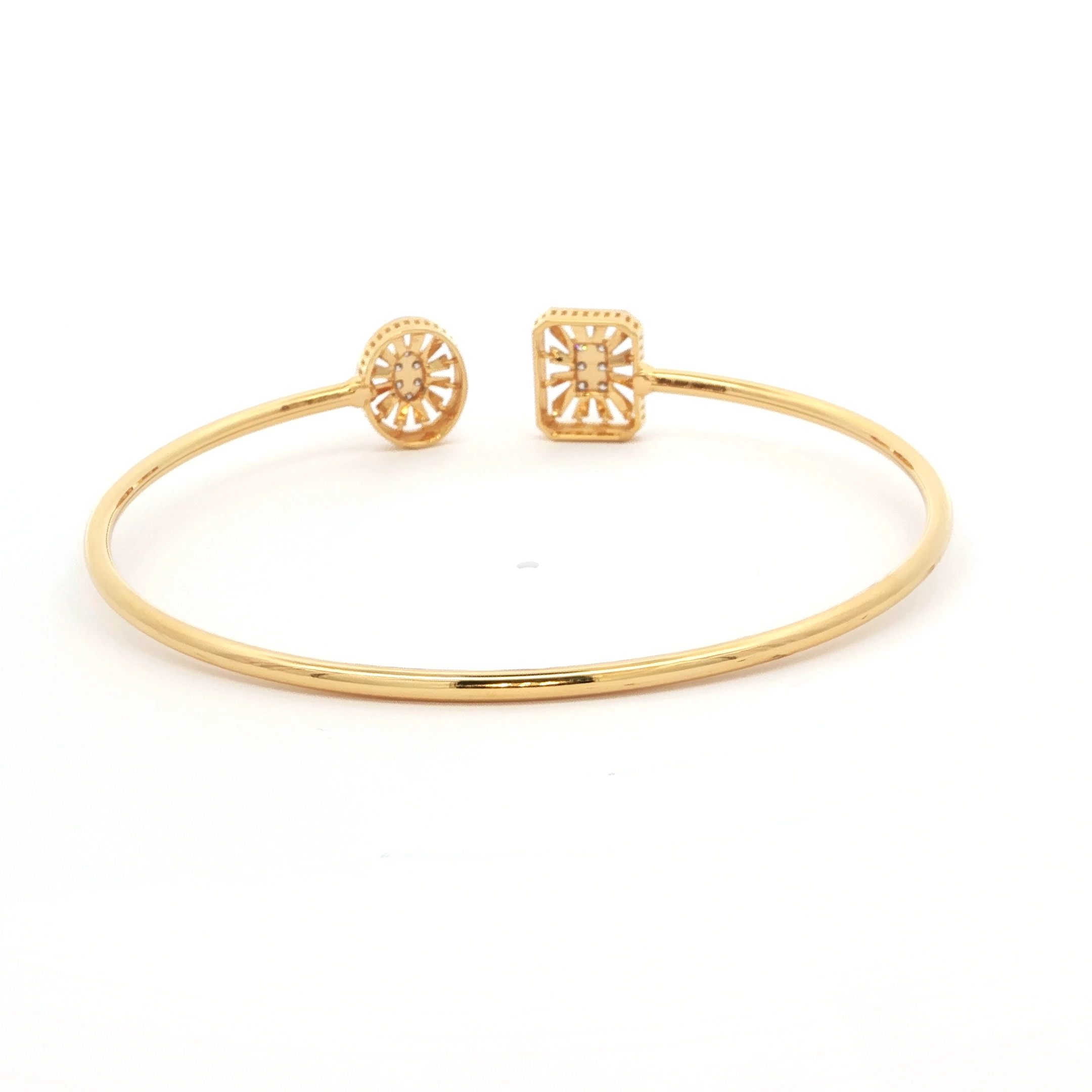 DAINTY DIAMOND BRACELET IN YELLOW GOLD