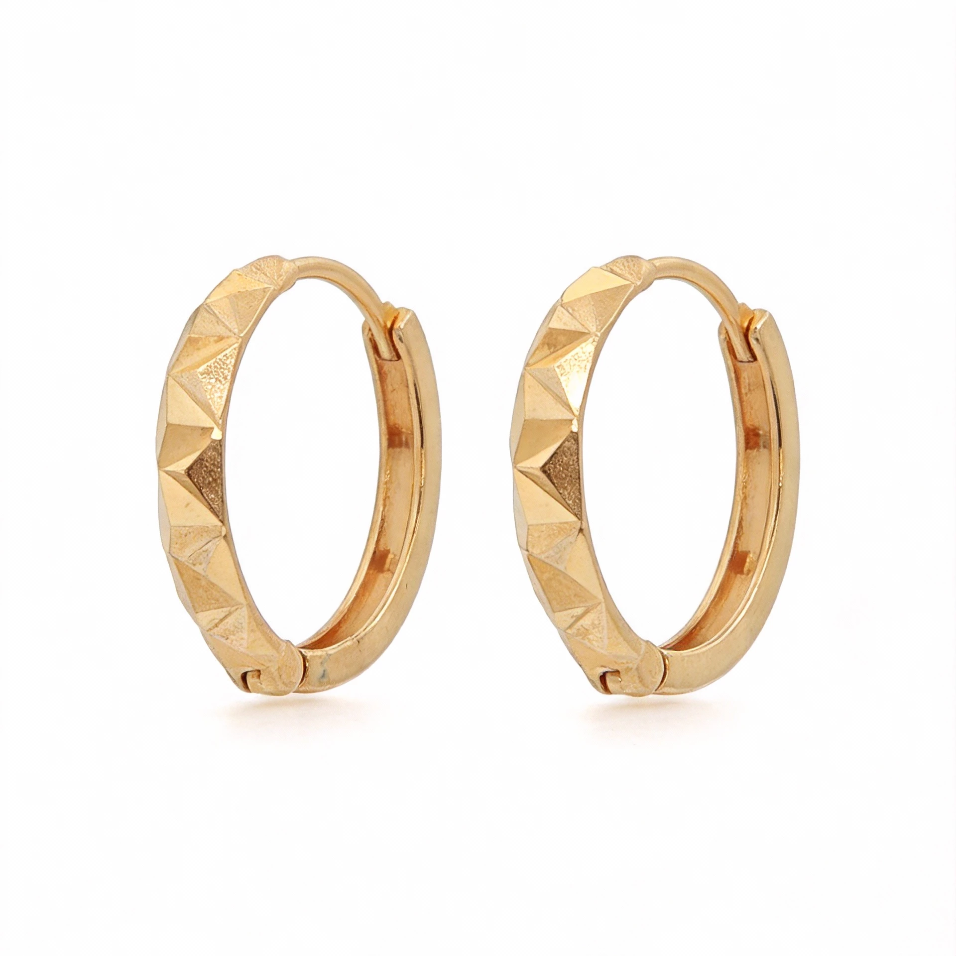 GEOMETRIC HOOP EARRINGS